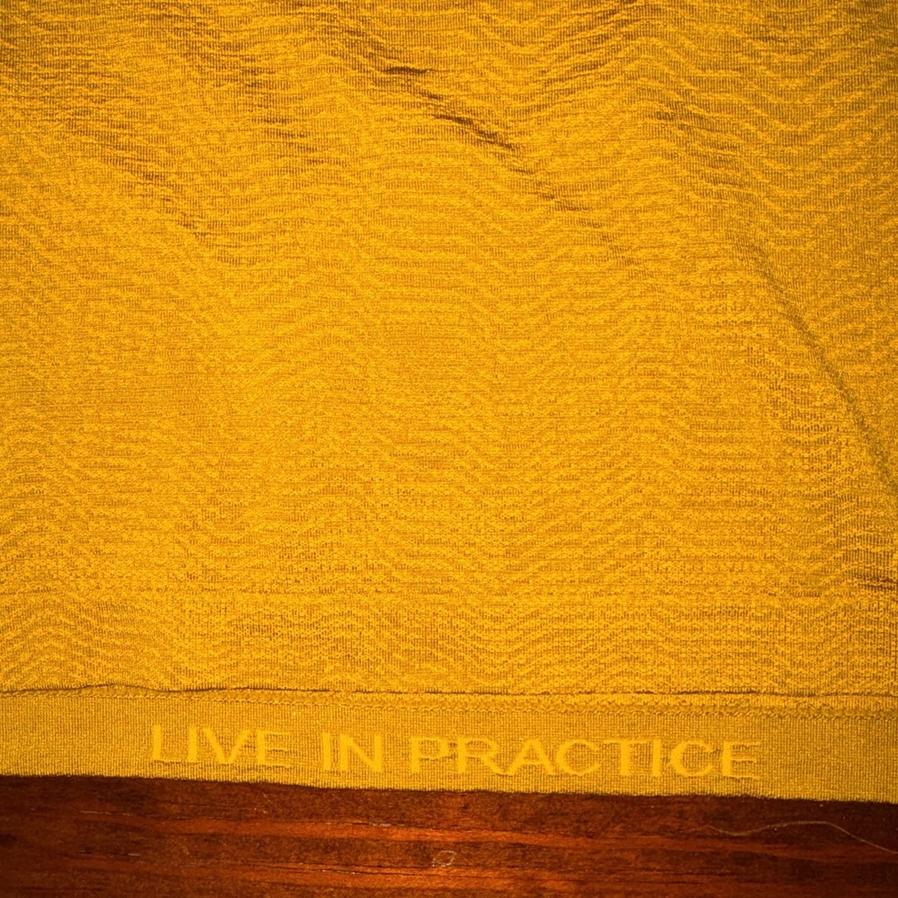 Lululemon Men's Yellow‎ Gold Metal Vent Tech Polo 2.0 Texture Size XXL 2XL - Picture 5 of 11